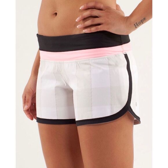 Lululemon Groovy Run Short  - Picture 1 of 9
